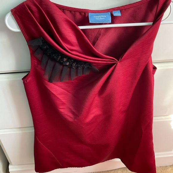 XS Dark Red Elegant top, Simply Vera - Picture 2 of 10
